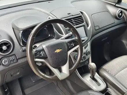 Chevrolet Tracker 2015 года за 5 600 000 тг. в Караганда – фото 18