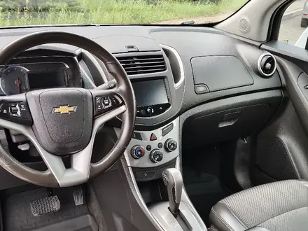 Chevrolet Tracker 2015 года за 5 600 000 тг. в Караганда – фото 25