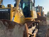 Komatsu  D65 2014 годаүшін55 000 000 тг. в Уральск