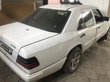 Mercedes-Benz E 230 1993 года за 600 000 тг. в Алматы
