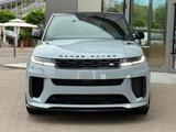 Land Rover Range Rover Sport SV 2026 года за 142 366 000 тг. в Алматы – фото 2