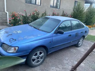 Toyota Carina E, 1996