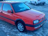 Volkswagen Golf 1995 годаүшін2 300 000 тг. в Астана