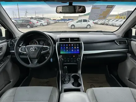 Toyota Camry 2016 года за 8 800 000 тг. в Атырау – фото 9