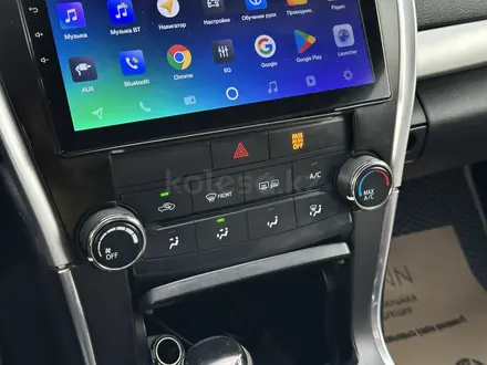 Toyota Camry 2016 года за 8 800 000 тг. в Атырау – фото 22