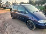 Volkswagen Sharan 1998 годаүшін1 100 000 тг. в Уральск – фото 2