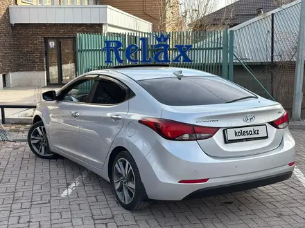 Hyundai Elantra 2016 года за 7 600 000 тг. в Шымкент – фото 3