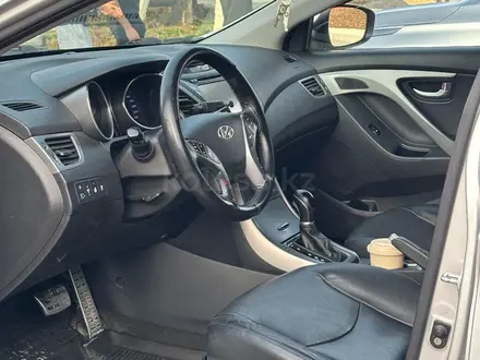Hyundai Elantra 2016 года за 7 600 000 тг. в Шымкент – фото 8