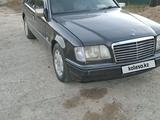Mercedes-Benz E 200 1993 годаүшін900 000 тг. в Актобе – фото 3