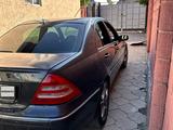 Mercedes-Benz C 240 2000 годаүшін2 350 000 тг. в Алматы – фото 2