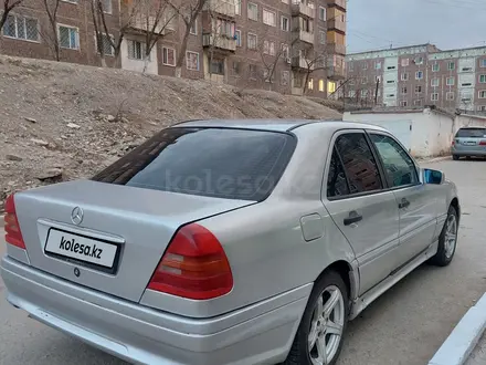 Mercedes-Benz C 220 1993 года за 1 650 000 тг. в Жезказган – фото 7