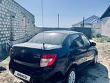 ВАЗ (Lada) Granta 2190 2015 годаүшін1 500 000 тг. в Атырау – фото 2
