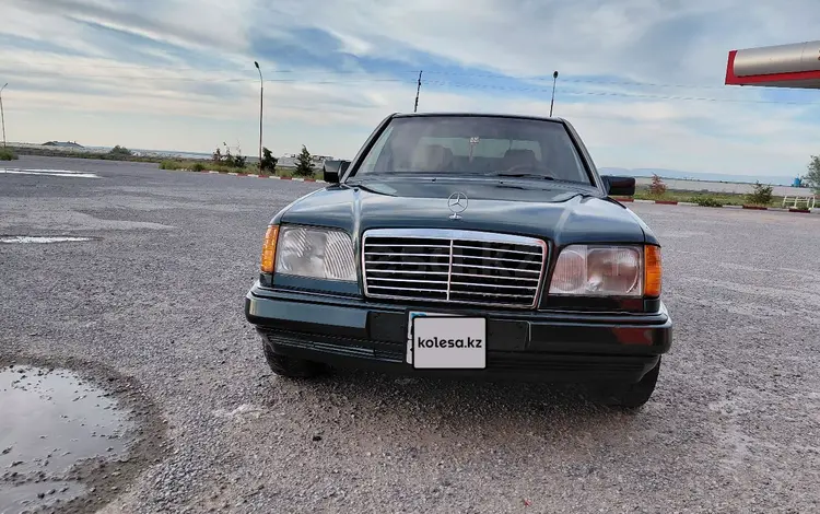 Mercedes-Benz E 200 1994 года за 1 450 000 тг. в Шымкент