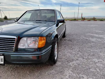 Mercedes-Benz E 200 1994 года за 1 450 000 тг. в Шымкент – фото 3