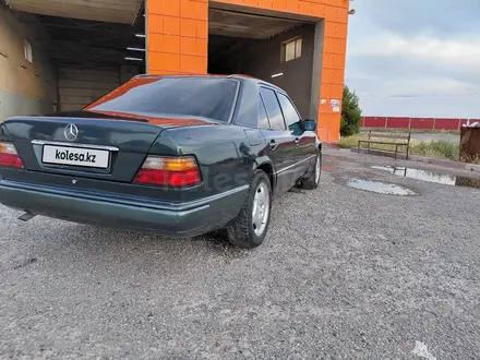 Mercedes-Benz E 200 1994 года за 1 450 000 тг. в Шымкент – фото 6