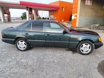 Mercedes-Benz E 200 1994 года за 1 450 000 тг. в Шымкент – фото 8