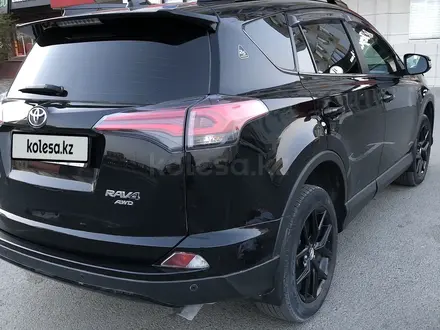 Toyota RAV4 2018 года за 12 700 000 тг. в Атырау – фото 7