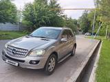 Mercedes-Benz ML 350 2006 года за 6 500 000 тг. в Алматы – фото 2
