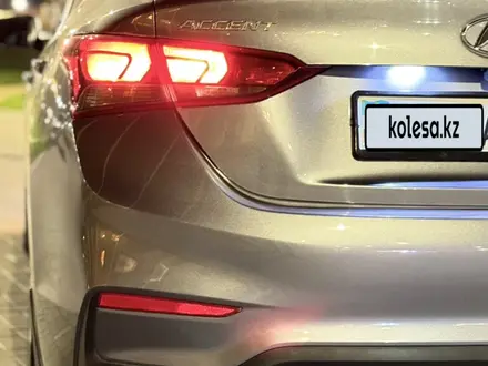 Hyundai Accent 2019 года за 7 100 000 тг. в Туркестан – фото 3