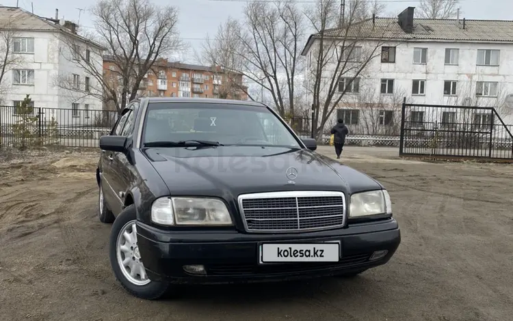 Mercedes-Benz C 220 1996 года за 2 550 000 тг. в Макинск