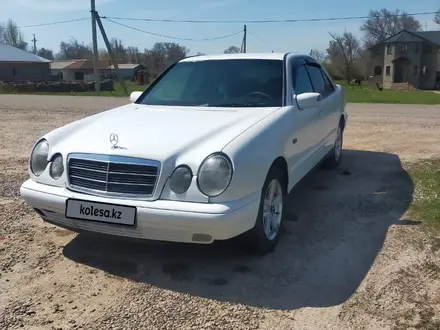 Mercedes-Benz E 230 1995 года за 2 300 000 тг. в Тараз