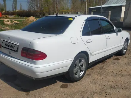 Mercedes-Benz E 230 1995 года за 2 300 000 тг. в Тараз – фото 6