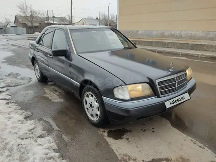 Mercedes-Benz C 200 1994 года за 1 400 000 тг. в Астана – фото 3