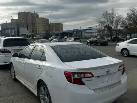 Toyota Camry 2013 года за 6 000 000 тг. в Атырау – фото 7