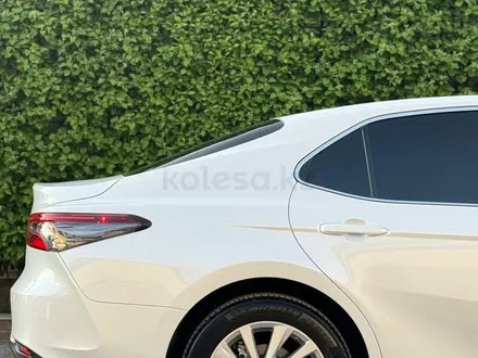 Toyota Camry 2023 года за 16 800 000 тг. в Караганда – фото 5