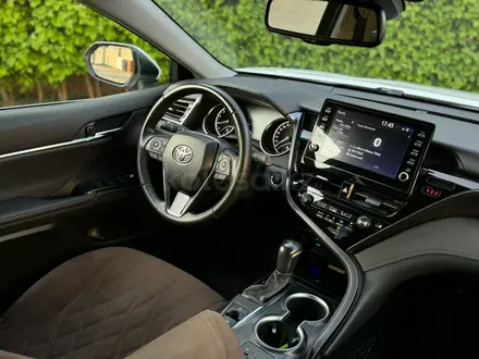 Toyota Camry 2023 года за 16 800 000 тг. в Караганда – фото 7