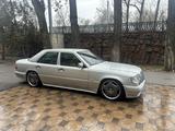 Mercedes-Benz E 320 1993 года за 5 300 000 тг. в Алматы – фото 3