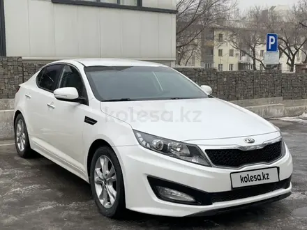 Kia K5 2013 года за 8 444 444 тг. в Алматы – фото 4