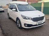 Kia Carnival 2017 годаfor12 700 000 тг. в Шымкент