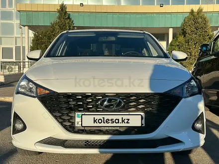 Hyundai Accent 2020 года за 8 100 000 тг. в Актау – фото 9