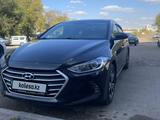 Hyundai Elantra 2018 годаfor8 000 000 тг. в Караганда – фото 2