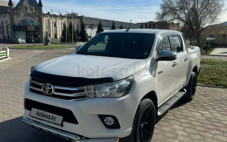 Toyota Hilux 2018 года за 19 500 000 тг. в Караганда
