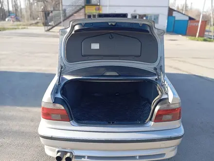 BMW 528 1997 года за 3 300 000 тг. в Алматы – фото 7