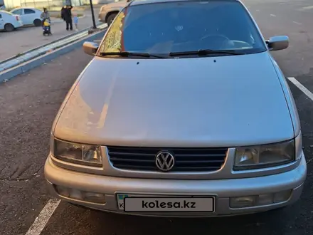 Volkswagen Passat 1995 года за 2 000 000 тг. в Караганда