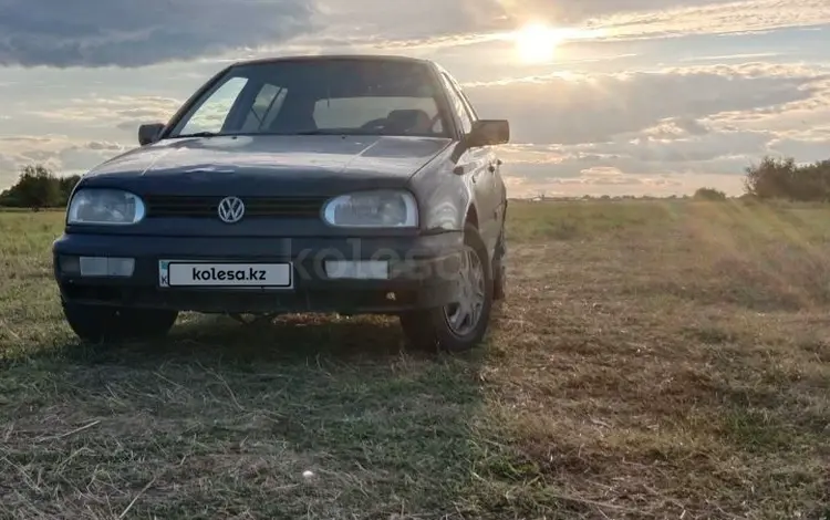 Volkswagen Golf 1993 годаүшін1 100 000 тг. в Аксу