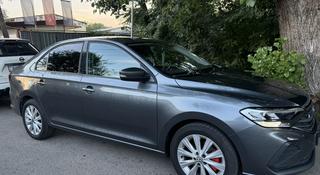 Volkswagen Polo 2021 года за 7 400 000 тг. в Алматы