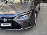 Lexus ES 300h 2015 года за 9 600 000 тг. в Актау – фото 2