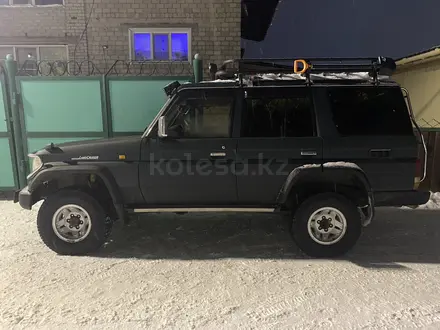 Toyota Land Cruiser Prado 1993 года за 7 000 000 тг. в Риддер – фото 5