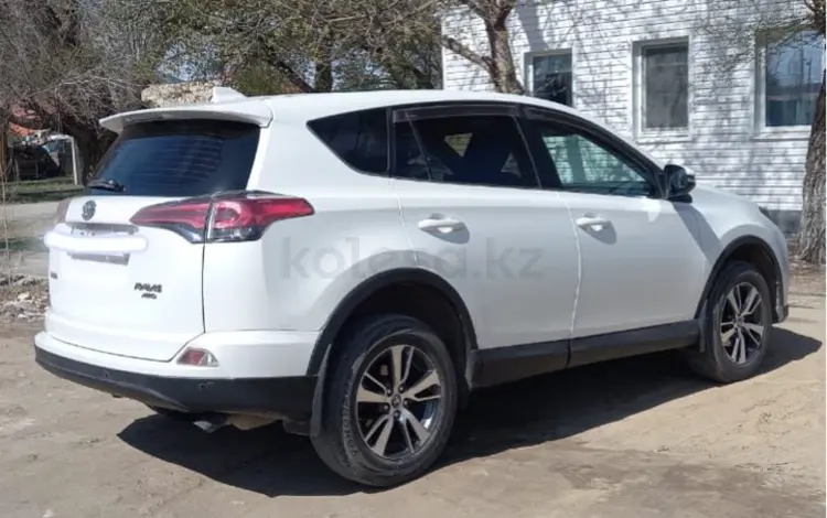 Toyota RAV4 2018 годаүшін12 800 000 тг. в Актобе