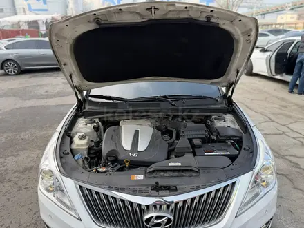 Hyundai Grandeur 2015 года за 5 200 000 тг. в Шымкент – фото 9
