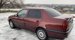 Volkswagen Vento 1993 года за 1 400 000 тг. в Шымкент – фото 3