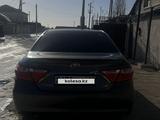 Toyota Camry 2015 года за 9 500 000 тг. в Жанаозен – фото 3