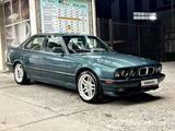 BMW 525 1994 года за 5 300 000 тг. в Шымкент – фото 3