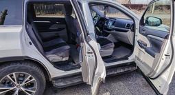 Toyota Highlander 2016 года за 15 900 000 тг. в Астана – фото 4