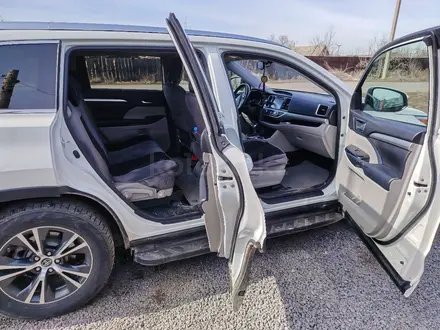 Toyota Highlander 2016 года за 15 900 000 тг. в Астана – фото 4