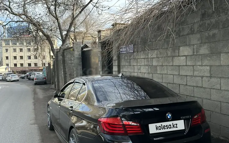 BMW 528 2012 года за 9 999 999 тг. в Алматы